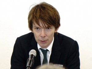 Kunstverein, Kulturnetz und documenta-Forum laden zu Adam Szymczyk in die documenta-Halle ein