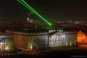 Das documenta forum teilt mit, dass die Skulptur Laserscape von Horst H.Baumann ab Samstag, 25.08. wieder in Betrieb geht.