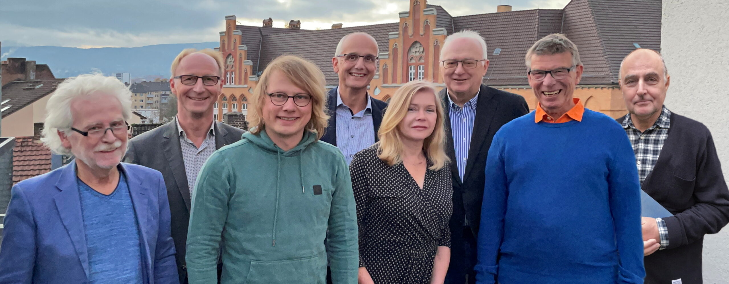 Der Vorstand des documenta forum: Volker Schäfer, Thorsten Ebert, Pascal Heußner, Wilfried Sommer, Petra Bohnenkamp, Horst Schween, Axel Knüppel, Claus Zimmermann.