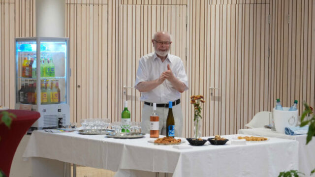 Rückblick auf den Jour fixe mit Prof. Dr. Heinz Bude Dank an die Gastgeber Das documenta forum dankt der Karlskirche für die freundliche Gastgeberschaft und die gute Bewirtung.
